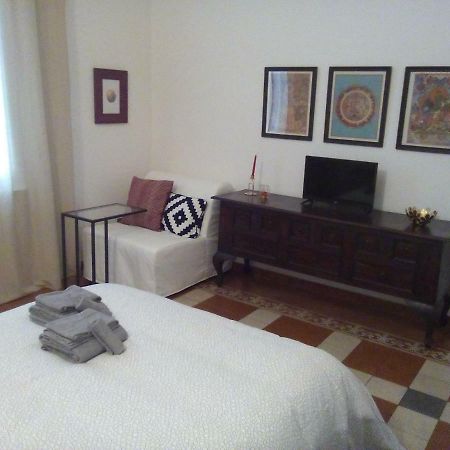 Primopiano Bnb Apartman Bologna Kültér fotó